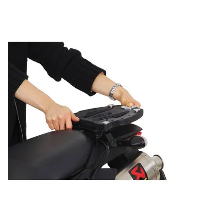 Platines d’adaptation ALU-RACK TOP-CASE SHAD,TRAX,GIVI,KAPPA,HEPCO BECKER et KRAUSER Platine topcase T-RAY SW-MOTECH 48L