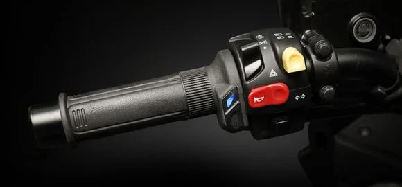 Poignées chauffantes Koso HG-13 switch integré 130mm Ref : KOS00001A / 1091958