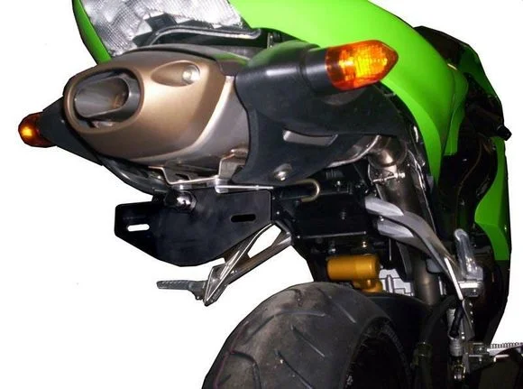 Support de plaque R&G Racing KAWASAKI 636 NINJA ZX-6 R (ZX636C) – 2005 – 2006Ref : RGR03085A / 1082785001