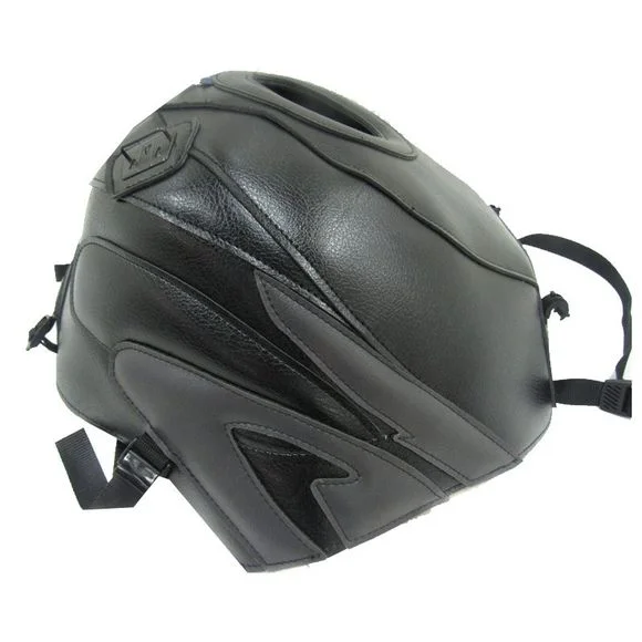 Tapis de réservoir Bagster Noir/Espace/NoirHONDA 600 CBR 600 F (PC31) – 1997 – 1998Ref : 1208CC