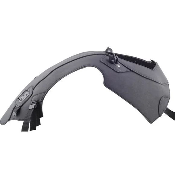 Tapis de réservoir Bagster Spécial réservoir Noir matYAMAHA 1700 VMX 1700 V-MAX (RP21) – 2009 – 2017Ref : 1572B
